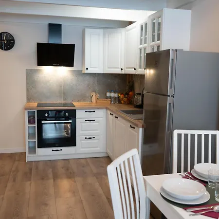 Apartament Sommet Ostoja Parku Narodowego * 스클라르스카포렘바
